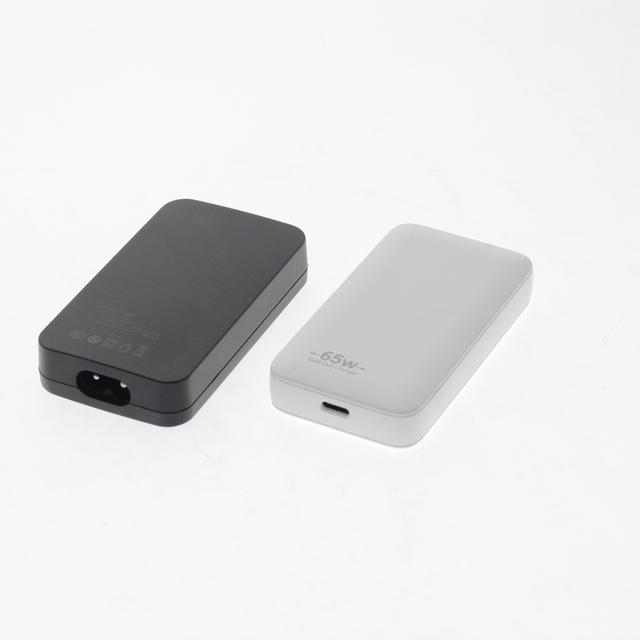 Merryking Gan Charger 65w for Macbook Pro iphone 13 14 15 asus dell