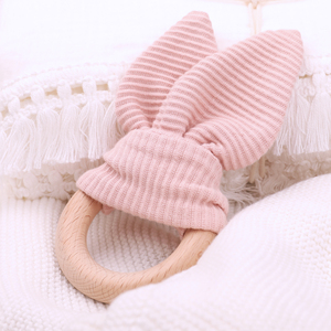 Ensemble cadeau personnalisé pour nouveau-né, 6 pièces, coton, bois, pliable, usage quotidien, comprenant une couverture, un tapis à épaulettes, un cadeau de naissance, une chaîne de sucette - Product Image 4
