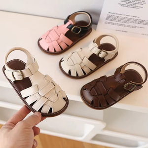 Chaussures Bébé Personnalisées Vente en Gros Sandales d'Été Fermées pour Nouveau-nés Chaussures Plates en Cuir Tendance pour Enfants - Product Image 1