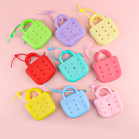 Porte-monnaie unisexe durable et tendance avec trous, résistant à l'eau, mini pochette zippée en silicone pour cartes, usage quotidien sans sangle