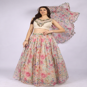 La mejor opción para fiestas: Lehenga Choli estampado para mujer con dupatta de organza y adornos de cuentas, un atuendo elegante para festivales. - Product Image 1