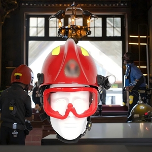 Casque de pompier rouge en fibre de verre durable avec protège-nuque pour les incendies de classe A et B - Product Image 5