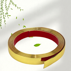 Bande décorative autocollante dorée 0,4-3 mm, bordure métallique, style moderne et simple, pour meubles et miroirs muraux (usage domestique) - Product Image 1