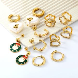 Pendientes de Aro de Acero Inoxidable con Baño de Oro de 18K, Diseño Clásico de Moda, con Perlas y Circonitas en Forma de Flor y Corazón, para Mujer, Venta al por Mayor - Product Image 1