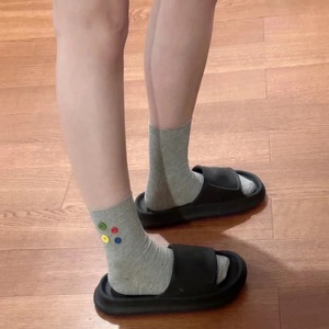 Calcetines de mujer con decoración de botones coloridos, calcetines informales transpirables hasta media pantorrilla, estilo coreano para primavera y verano - Product Image 2