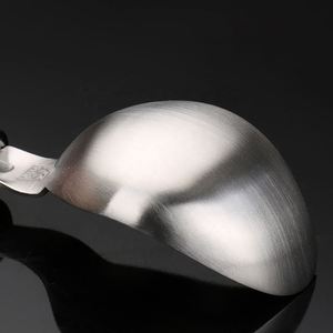 Cuillère à glace en acier inoxydable avec manche en bois de qualité supérieure, logo personnalisé, pour cadeaux promotionnels d'entreprise - Product Image 5