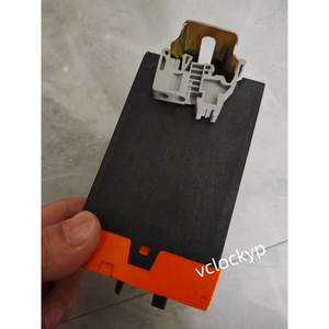 RELÉ DE VOLTAJE DOLD BA9054/010 AC15 230V 31. AC15 230V 0053642 A1(+)/A2 AC/DC Usado - Product Image 5
