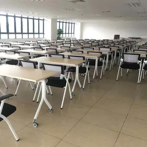 现代折叠桌可折叠训练桌模块化E1 MFC翻转桌面办公和学校会议桌