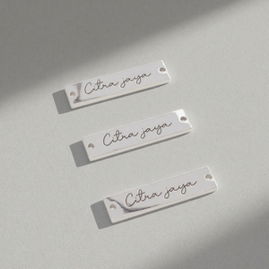 <span class=keywords><strong>Étiquette</strong></span>s composites en métal et caoutchouc pour vêtements <span class=keywords><strong>de</strong></span> luxe <span class=keywords><strong>Étiquette</strong></span>s <span class=keywords><strong>de</strong></span> <span class=keywords><strong>vêtement</strong></span> inspirées du matériel <span class=keywords><strong>de</strong></span> restauration lavable pour chaussures et sacs - Product Image 4