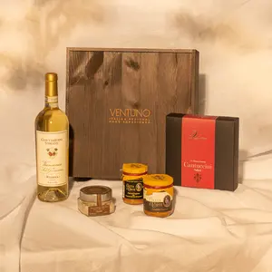 Ventuno Tuscany Experience Box - Set Regalo Vini Italiani 0,75 L con Confezione in Legno Eco-Sostenibile - Product Image 1