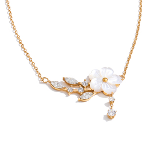 JINYOU 5279 Exquisito Collar con Colgante de Flor y Hoja de Circonita Cúbica, Cadena Fina de Acero Inoxidable Chapada en Oro para Mujer - Product Image 1