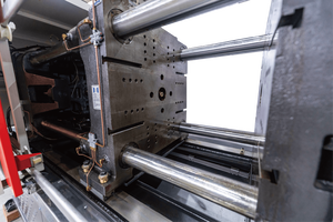 Giá thấp nóng bán nhà máy tốc độ cao servo Sản phẩm nhỏ tự động nút nhựa <span class=keywords><strong>Maker</strong></span> Giá máy làm - Product Image 5