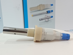 เซ็นเซอร์วัดค่าการนำไฟฟ้าแบบดิจิตอล Endress Hauser Memosens CLS15E ความแม่นยำ 5% วัสดุทำจากแก้ว สำหรับน้ำดื่มและน้ำเสียอุตสาหกรรม - Product Image 4