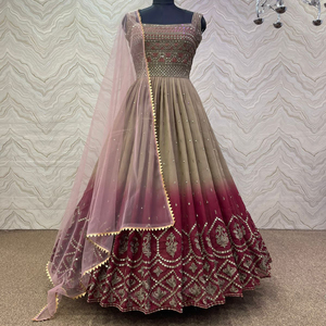 ชุดเดรสผ้าฝ้ายพิมพ์ลาย Anarkali - Product Image 1