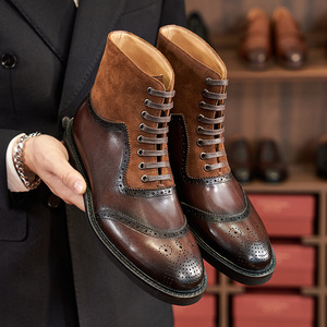 Botas de Trabajo de Cuero Transpirable de Estilo Británico Casual para Hombre, con Cordones y Tallado - Product Image 1