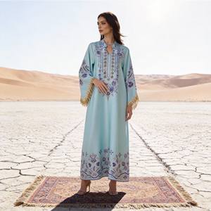 Abaya en polyester imprimé pour femmes musulmanes - Abayas de luxe élégantes sur mesure, vente en gros OEM du fabricant - Product Image 4