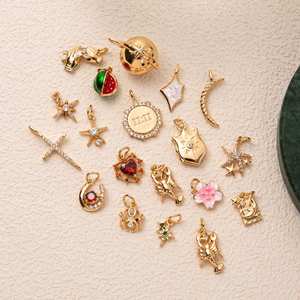 Collar con colgante de cadena suelta DIY en stock, diseño de sol, luna y estrella, joyería de aleación con baño de oro y cobre para dijes de moda - Product Image 3