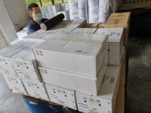 <span class=keywords><strong>Vernis</strong></span> 2K HS à séchage ultra-rapide, transparent, <span class=keywords><strong>anti</strong></span>-<span class=keywords><strong>UV</strong></span>, haute brillance pour automobile - Product Image 4