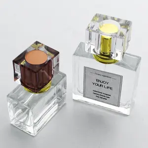 Langxu Lege Vierkante Groothandel Parfumflesje Luxe Glas Verpakking Parfum Sample Spray Fles 50Ml 100Ml Met Metalen Deksels