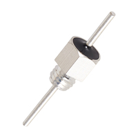 Filtre EMI de type fileté 4700pF X7R 200V pour circuits électroniques de précision.
