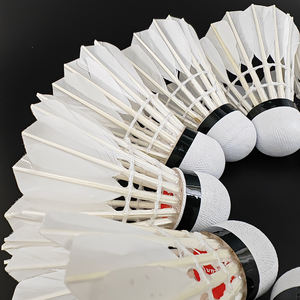 Volante de Bádminton DunRun <span class=keywords><strong>DR</strong></span>-09 con Logotipo Personalizado, Alta Calidad, Alta Durabilidad, Volante de Bádminton de Grado Superior, Pluma de Pato Cigu - Product Image 1