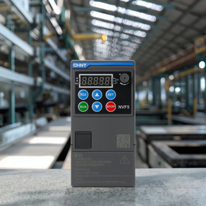 อินเวอร์เตอร์ Chint NVF5 แบบสามเฟส 220V กำลังไฟ 0.4-7.5kW VFD สำหรับคอมเพรสเซอร์ พร้อมมาตรฐาน IP21 - Product Image 1