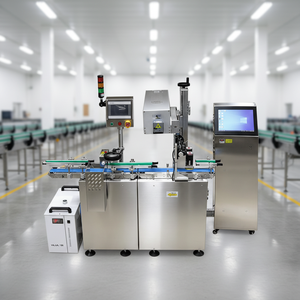 Système automatique de codage laser UV et de vérification des données pour bouchons de bouteilles |   Machine d'impression et d'inspection de codes QR et de dates de production - Product Image 2