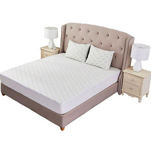 Protège-<span class=keywords><strong>matelas</strong></span> en bambou de qualité supérieure imperméable Ultra doux respirant silencieux lavable couvre-<span class=keywords><strong>matelas</strong></span> pour une protection confortable - Product Image 1