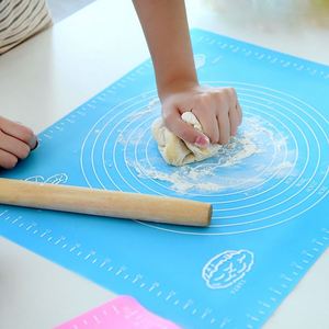 Tapis de pâtisserie flexible de qualité alimentaire personnalisé, résistant à la chaleur du four, réutilisable, en silicone caoutchouc - Product Image 3
