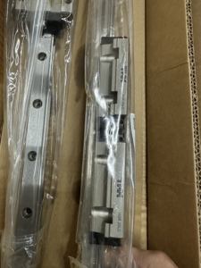 Fanuc Tornillo de bola genuino X/Y/Z Axis SBN2512XS 780mm 1045mm <span class=keywords><strong>778MM</strong></span> Clase C3 Tornillos de bola - Product Image 3