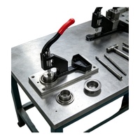 Machine à œillets manuelle portable pour la fabrication d'œillets de bannières et d'affiches