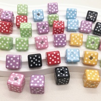Perles en acrylique en forme de cube, perles à enfiler artisanales, matériel de bricolage pour bracelet, chaîne de téléphone portable, accessoire de collier, pendentif