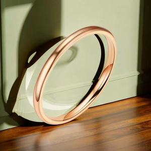 Shopify Bagues à la mode pour femmes en acier inoxydable à la mode 2mm minces en fil plaqué or diamant pour mariage fiançailles cadeau de fête - Product Image 6