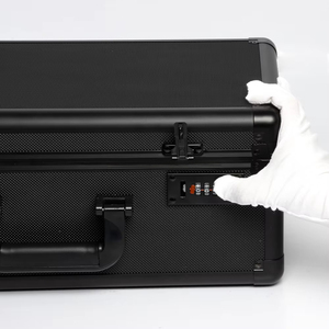 Caja de bloqueo de combinación de losa de tarjeta graduada de aluminio de 4 filas Caja de almacenamiento de tarjeta deportiva de Comercio de aluminio para BGS/P <span class=keywords><strong>CA</strong></span> - Product Image 5
