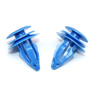 Clip <span class=keywords><strong>de</strong></span> hebilla <span class=keywords><strong>de</strong></span> guardabarros delantero y trasero sujetador <span class=keywords><strong>de</strong></span> remaches <span class=keywords><strong>de</strong></span> plástico tipo empuje para Range Rover Evoque y Land Rover Discovery LR027255 - Product Image 3