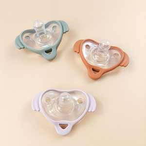 Vente en gros de produits sans Bpa de tétines pour bébé en silicone avec attache-chaîne - Product Image 3