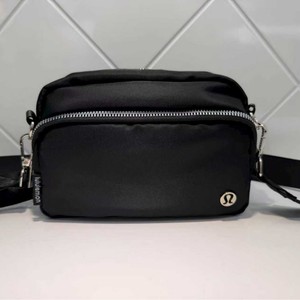 <span class=keywords><strong>Bolso</strong></span> <span class=keywords><strong>Bandolera</strong></span> Multicompartimentos para Hombre, de Nailon, Ligero, Casual, <span class=keywords><strong>Mediano</strong></span>, Cuadrado, con Correa Cruzada, Estampado de Leopardo, Suave - Product Image 3