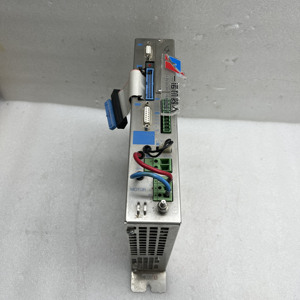 Servoaccionamiento <span class=keywords><strong>AMKASYN</strong></span> AW2.5 5 D-73230 Usado en Buen Estado, en Stock <span class=keywords><strong>AMKASYN</strong></span> AW2.5 5 D-73230 AW2.5/5 - Product Image 1