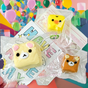 SM Food-grade Silicone Bear Cube Pendant Wholesale Toy Bag Hanging Stress-relieving Gift for 14 Years & up - Product Image 2