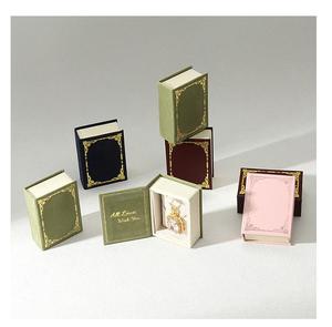 Boîte à bagues en forme de livre de bijoux vintage de conception classique Boîte à bijoux portable imprimée de logo personnalisable - Product Image 5
