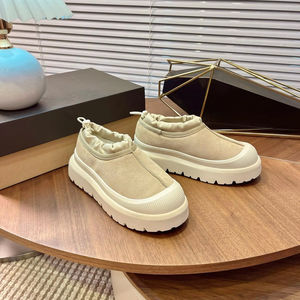 Botas de Nieve de Lujo UGGS Premium, Forradas con Piel de Oveja Genuina, Unisex, Ultra Cálidas, Térmicas, Antideslizantes, de Piel, Moda Otoño Invierno, Alta Gama - Product Image 1