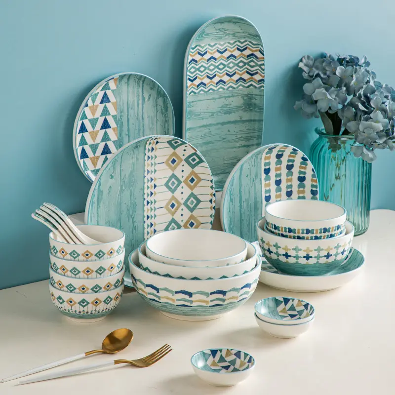 Vaisselle créative de conception en gros bol en céramique cuillère 8/10 pouces assiettes rondes/ovales service de dîner pour la maison et la cuisine