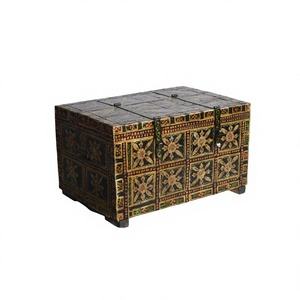 Meilleure boîte de rangement en bois laqué oriental, boîte décorative rectangulaire avec motif floral, design noir et or, pour la chambre à coucher - Product Image 1