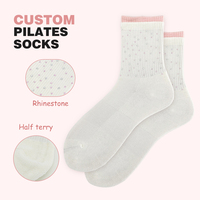 Chaussettes de sport pour femmes de luxe personnalisées, en coton respirant, antidérapantes, pour le yoga et le Pilates