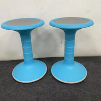 Chaise à bascule ergonomique en plastique au design moderne pour enfants, tabouret à bascule pour l'apprentissage actif en classe, thérapie sensorielle pour l'autisme