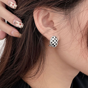 S925 Sterling Silver Checkerboard Stud <b>Earrings</b> For Women Geometric Design Everyday Wear Bezel Setting 925 Silver Ear <b>Post</b> - Product Image 2
