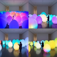 Ornement décoratif extérieur en forme d'œuf gonflable à LED, imperméable, résistant au vent, robuste, durable et écologique pour les fêtes