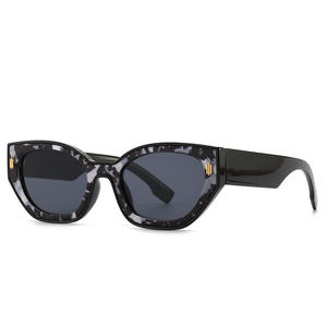 Lunettes de soleil de luxe pour femmes, modèle rétro, coloré, avec logo personnalisé, nuances à œil de chat, vente en gros, <span class=keywords><strong>2022</strong></span>, nouveau - Product Image 1