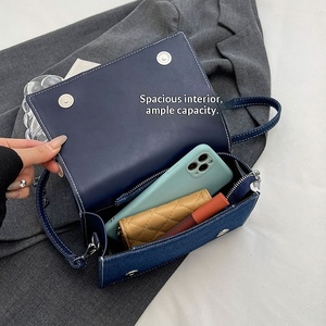 Borsa in Denim da Donna dal Design Speciale, Borsa Quadrata Piccola Trendy 2026, Borsa a <span class=keywords><strong>Tracolla</strong></span> Versatile di Alta Gamma per Ragazze Giovani - Product Image 4