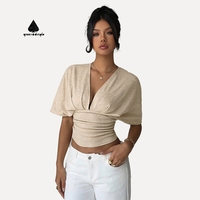 Blouse d'été personnalisable pour femme, coupe ajustée, manches chauve-souris, design tendance, débardeur court froncé à col en V torsadé sur le devant